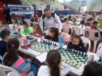 KIRIM TATARLARI - Satranç Turnuvası Büyük İlgi Gördü