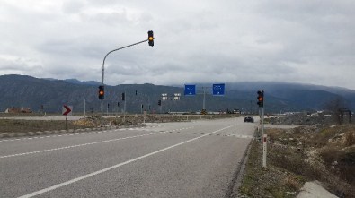 Sinop Kavşağına Trafik Sinyalizasyon Sistemi