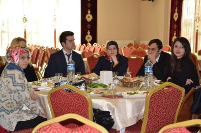 Stajyer Öğretmenler Kahvaltıda Buluştu
