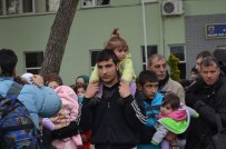 SAMOS - Suriyeli Sığınmacılar Kaçtıklarına Bin Pişman