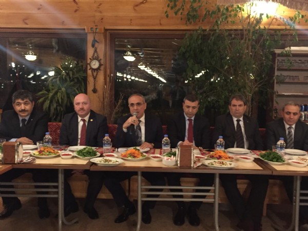 Yalçın Topçu: Bombalar patlıyorsa partizanlık yapılmaz