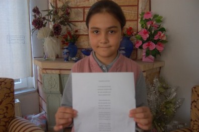 10 Yaşındaki Öğrenci Çanakkale Şehitlerine Şiir Yazdı