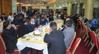 BAYRAK YARIŞI - AK Parti Nilüfer Gençlik Kolları Başkanı Gökhan Diçer'den Veda Yemeği