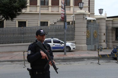 Alman Başkonsolosluğu Önünde Yoğun Güvenlik Önlemi