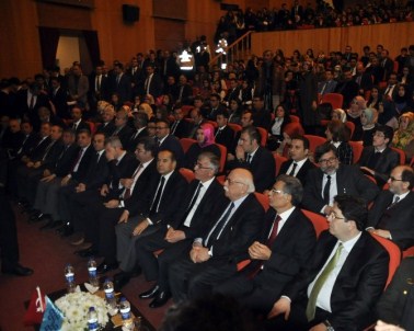 Bakan Avcı, Okuma Grubu Öğrencilerinin Verdiği Panele Katıldı