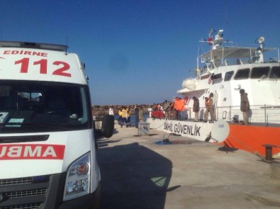 Ege'de 50 Göçmeni Taşıyan Bot Battı !