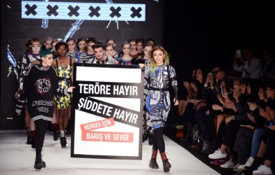 'İstanbul Moda Haftası'ndan 'Terör' Mesajı