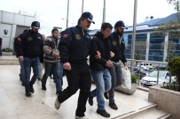 BURSA EMNIYET MÜDÜRLÜĞÜ - Müzik Bahanesiyle Terör Propagandasına 3 Tutuklama