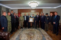 İBRAHIM TAŞYAPAN - Vali Taşyapan'dan Gazi Sarıcan'a Devlet Övünç Madalyası