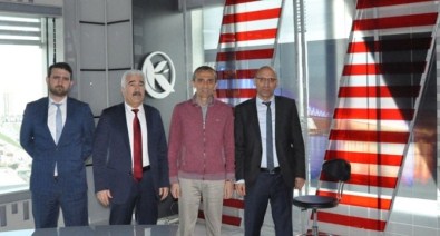 Yağız, Kardelen TV İstanbul Stüdyolarını Ziyaret Etti