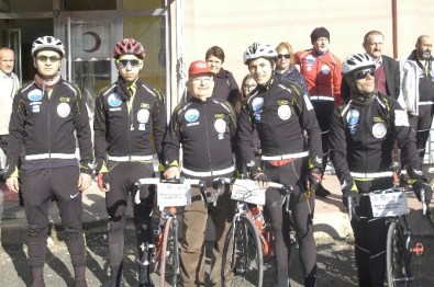 85 Yaşındaki Dede Çanakkale'ye Bisikletle Gidiyor