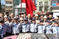 FİKRİ IŞIK - Bakan Işık İzmit'te Esnaflarla Bir Araya Geldi