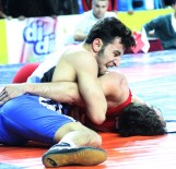 Grekoromen Stil Türkiye Gençler Güreş Şampiyonası Rize'de Başladı
