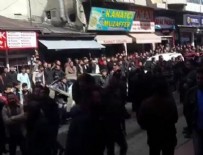 ÇANAKKALE ŞEHITLERI - PKK yandaşları, Cuma hutbesini protesto etti