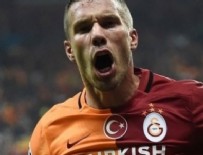 LUKAS PODOLSKI - Podolski'den Fener'e gönderme