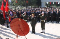 ŞÜKRÜ KOCATEPE - Şehitler Mezarları Başında Anıldı