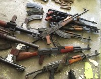 BİXİ - Terör Yuvalarına Baskın Açıklaması Keskin Nişancı Tüfeği Bulundu