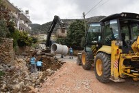 DRENAJ ÇALIŞMASI - Alanya Hacımehmetli'de Drenaj Ve Yol Genişletme Çalışması