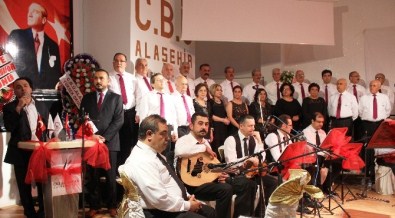 Alaşehir'de Duygulandıran Konser