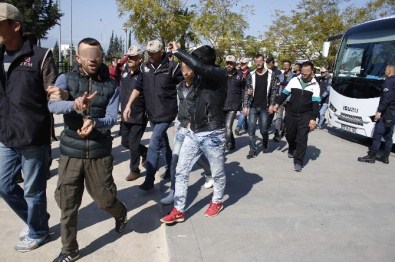 Antalya'da Terör Operasyonunda 21 Kişi Tutuklandı