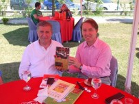 KÖKSAL TOPTAN - Koksal Toptan Ve Eşi Saime Toptan'dan Türk-Japon Dostluğuna Katkı