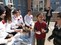 ŞEHİTLER GÜNÜ - Öğrencilere Üzüm Hoşafı Ve Ekmek Dağıtıldı