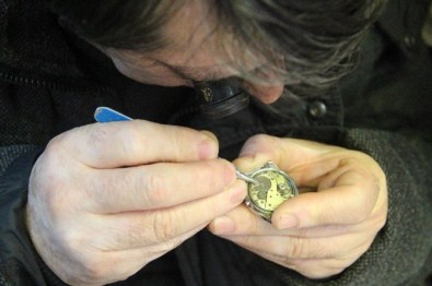 Saat Tamirciliği Mesleği Teknolojiye Yenildi