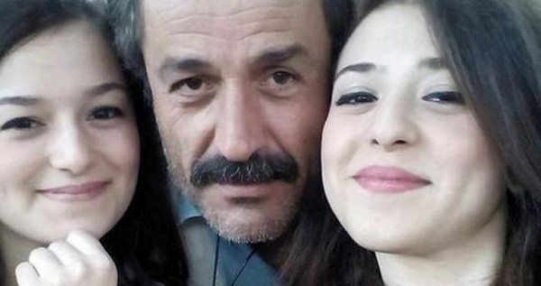 Gözü Yaşlı Aile, Bir Haftadır Kayıp Kızlarını Arıyor