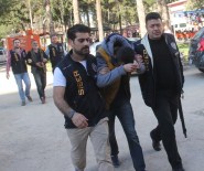 ELEKTRONİK ALET - 160 Bin Kişiyi Dolandıran Baba-Oğul Tutuklandı