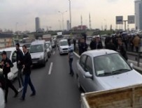 Servis şoförleri E-5'i trafiğe kapattı