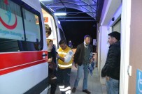 Hafif Ticari Araç Takla Attı Açıklaması 4 Yaralı