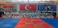 Kağıtsporlu Tekvandocular Kuşak Sınavından Geçti