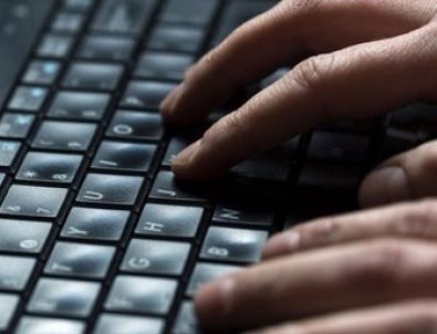 Pentagon hackerlarla anlaştı