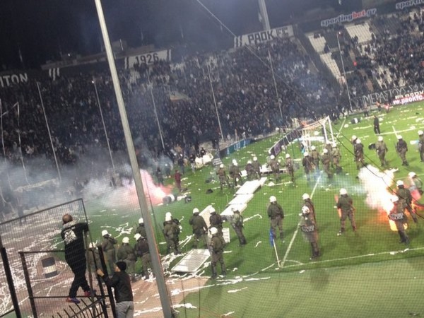 PAOK Olympiakos maçı yarıda kaldı