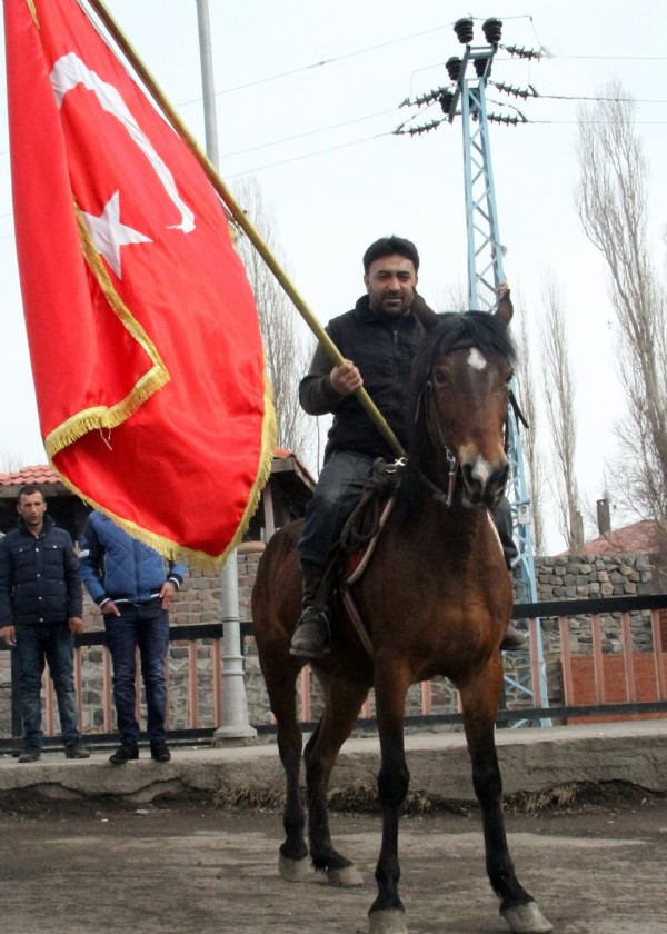 'Akşam namazını Rusya'da kılalım'
