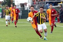 LEFTER KÜÇÜKANDONYADİS - İlk Derbi Fenerbahçe'nin Açıklaması Hem De 9 Kişiyle