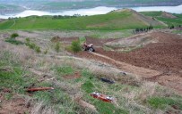 Kahta'da Traktör Devrildi Açıklaması 1 Ölü