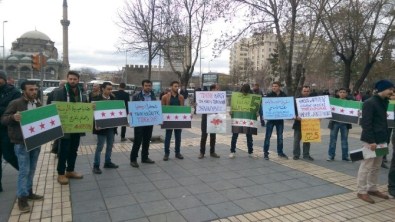 Suriyeliler, İç Savaşın 5. Yıl Dönümünde Açıklama Yaptı