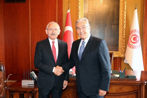 CHP'de genel başkanlık yarışı