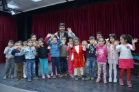 ŞEHİR TİYATROSU - Öğrenciler Kurs Atölyelerini Gezdi