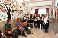 ERDAL ÇAKıR - Öğrenciler okullarını sanat sokağına çevirdi