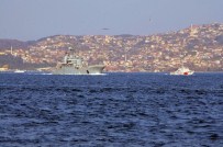 SAVAŞ GEMİSİ - Rus Savaş Gemisi İstanbul Boğazı'ndan Geçti