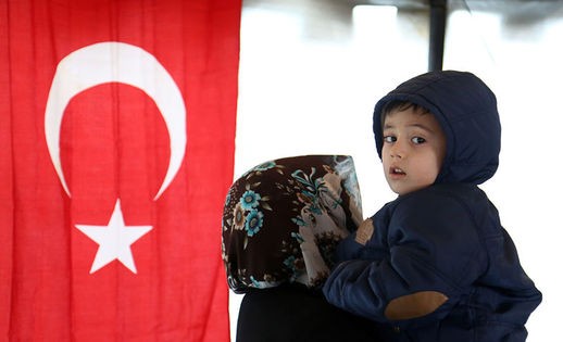 Şehit oğlunun cenaze namazını kıldırdı