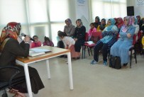 Ailelere Çocuklarını Nasıl Terbiye Edecekleri Anlatıldı