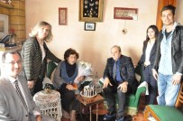 ÖMER KARAMAN - Darıca'da Yaşlılara Nezaket Ziyaretinde Bulunuldu