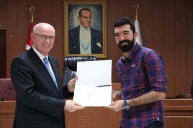 Girişimcilik Kursiyerlerine Sertifikaları Verildi