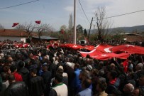 ELİF TURAN - Şehit Babaya Son Dokunuş