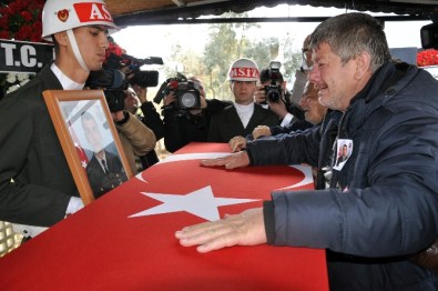 Şehit Uzman Çavuş Son Yolculuğuna Uğurlandı