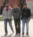 ATAKENT - Yakalanan Torbacı Polisi Bıçakladı