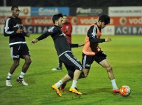 VELİ KAVLAK - Beşiktaş Eksik Çalıştı